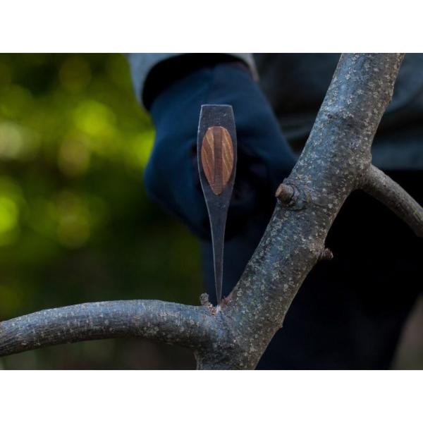 自然大好き！ニッチ・リッチ・キャッチ 斧 グレンスフォシュブルーク