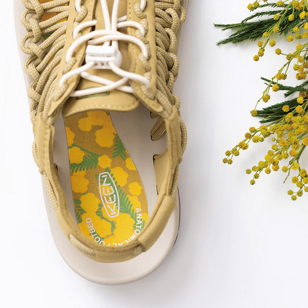 ⭐︎美品⭐︎KEEN UNEEKユニーク　28cm 自然大好き！ニッチ・リッチ・キャッチ キーン KEEN キーン ウィメンズ