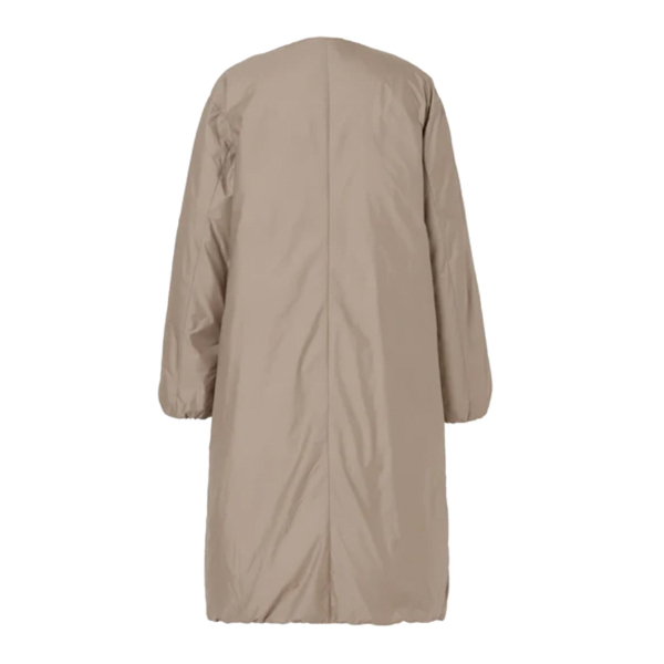 自然大好き！ニッチ・リッチ・キャッチ ウェア ナンガ ノーカラー