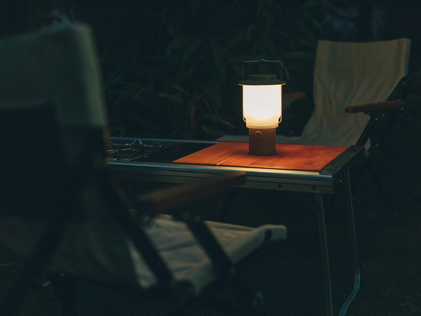 自然大好き！ニッチ・リッチ・キャッチ ライト・ランタン